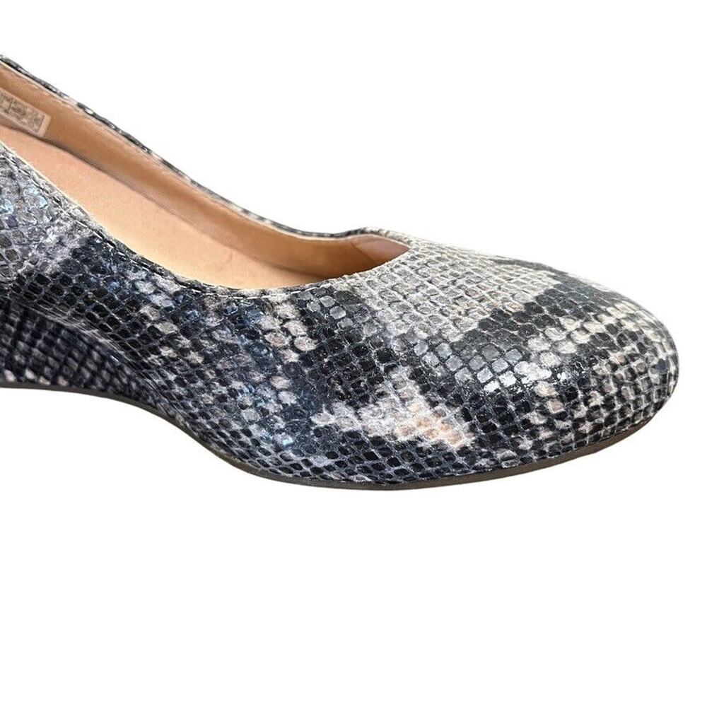 Vionic Gray Snakeskin Wedge Heels - Picture 2 of 16